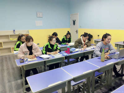 滕州慧博教育信息咨詢 專業(yè)引領(lǐng)，點(diǎn)亮未來教育之路